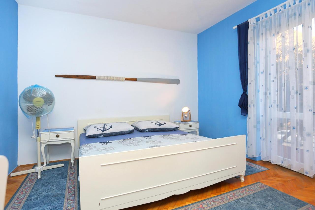 Apartments And Rooms With Parking Space Makarska - 18028 Esterno foto
